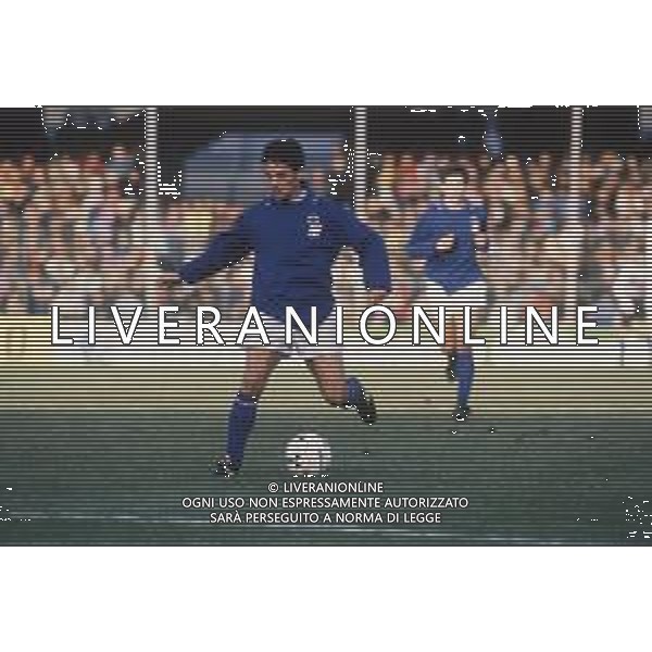 DIAP-RETROSPETTIVA ROBERTO BAGGIO CALCIATORE NELLA FOTO ROBERTO BAGGIO CON LA MAGLIA DELLA NAZIONALE ITALIANA DI CALCIO ANNO 1991 AG ALDO LIVERANI SAS