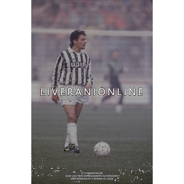 DIAP-RETROSPETTIVA ROBERTO BAGGIO CALCIATORE NELLA FOTO ROBERTO BAGGIO CON LA MAGLIA DELLA JUVENTUS AG ALDO LIVERANI SAS