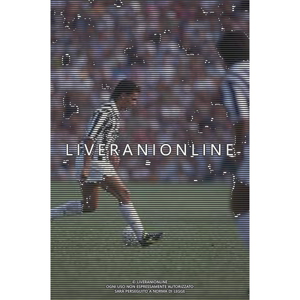 DIAP-RETROSPETTIVA ROBERTO BAGGIO CALCIATORE NELLA FOTO ROBERTO BAGGIO CON LA MAGLIA DELLA JUVENTUS NELL\'ANNO 1991 AG ALDO LIVERANI SAS