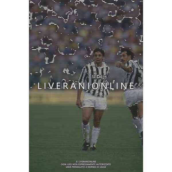 DIAP-RETROSPETTIVA ROBERTO BAGGIO CALCIATORE NELLA FOTO ROBERTO BAGGIO CON LA MAGLIA DELLA JUVENTUS NELL\'ANNO 1991 AG ALDO LIVERANI SAS
