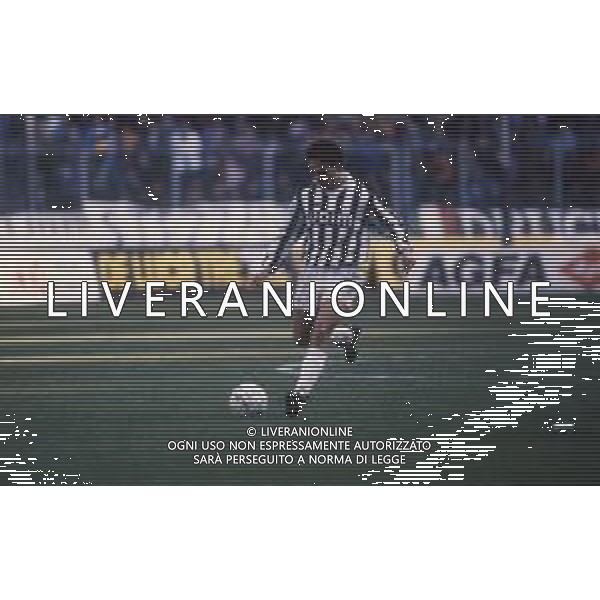 DIAP-RETROSPETTIVA ROBERTO BAGGIO CALCIATORE NELLA FOTO ROBERTO BAGGIO CON LA MAGLIA DELLA JUVENTUS NELL\'ANNO 1991 AG ALDO LIVERANI SAS