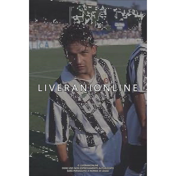 DIAP-RETROSPETTIVA ROBERTO BAGGIO CALCIATORE NELLA FOTO ROBERTO BAGGIO CON LA MAGLIA DELLA JUVENTUS NELL\'ANNO 1991 AG ALDO LIVERANI SAS