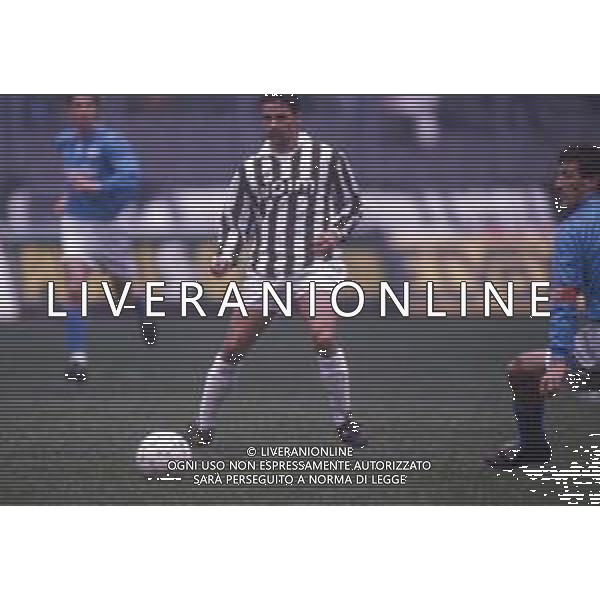 DIAP-RETROSPETTIVA ROBERTO BAGGIO CALCIATORE NELLA FOTO ROBERTO BAGGIO CON LA MAGLIA DELLA JUVENTUS NELL\'ANNO 1992 AG ALDO LIVERANI SAS