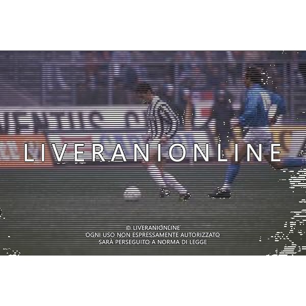 DIAP-RETROSPETTIVA ROBERTO BAGGIO CALCIATORE NELLA FOTO ROBERTO BAGGIO CON LA MAGLIA DELLA JUVENTUS NELL\'ANNO 1992 AG ALDO LIVERANI SAS
