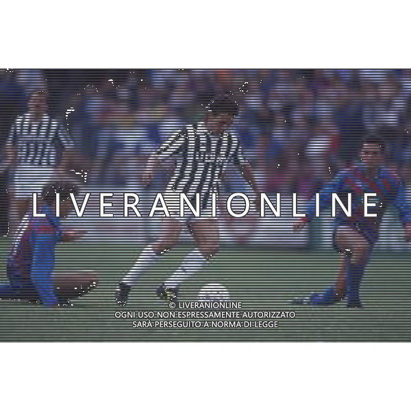 DIAP-RETROSPETTIVA ROBERTO BAGGIO CALCIATORE NELLA FOTO ROBERTO BAGGIO CON LA MAGLIA DELLA JUVENTUS NELL\'ANNO 1992 AG ALDO LIVERANI SAS