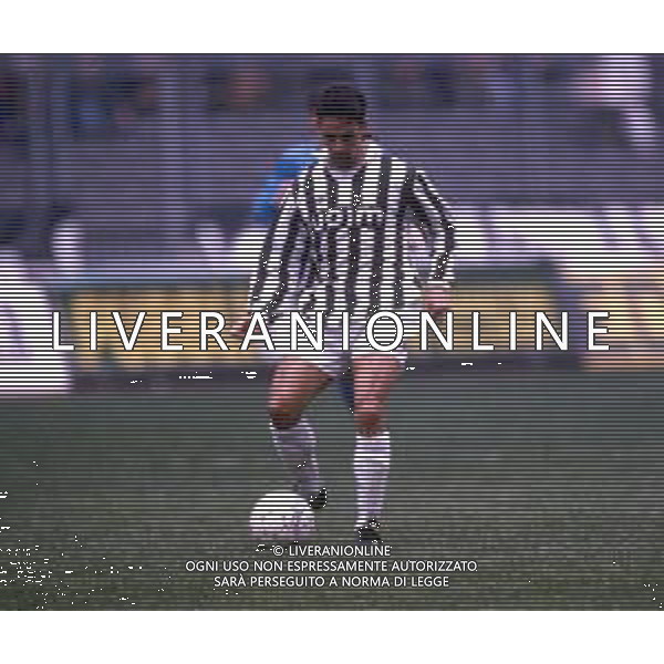 DIAP-RETROSPETTIVA ROBERTO BAGGIO CALCIATORE NELLA FOTO ROBERTO BAGGIO CON LA MAGLIA DELLA JUVENTUS NELL\'ANNO 1992 AG ALDO LIVERANI SAS