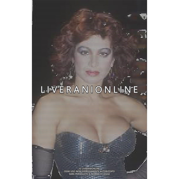 DIAP-RETROSPETTIVA CARMEN RUSSO ATTRICE E SHOWGIRL E BALLERINA NELLA FOTO CARMEN RUSSO A ROMA NELL\'ANNO 1983 FOTO EDGARDO DELLA SCORCIOSA-AG ALDO LIVERANI SAS