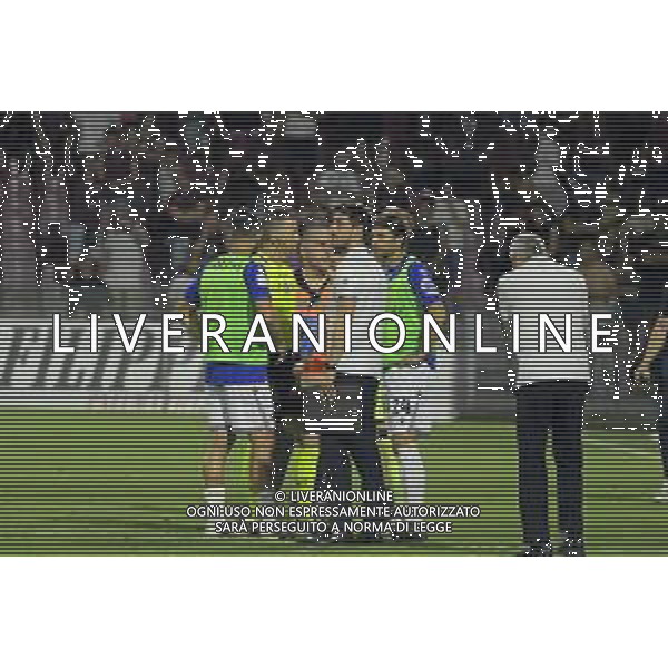 22 06 2025 - Salerno. Stadio Arechi. Campionato Serie B. Playout Ritorno. Salernitana-Sampdoria Nella foto l\'arbitro Doveri sospende la partita Foto Giuseppe Cuozzo/Agenzia Liverani - AGENZIA ALDO LIVERANI SAS