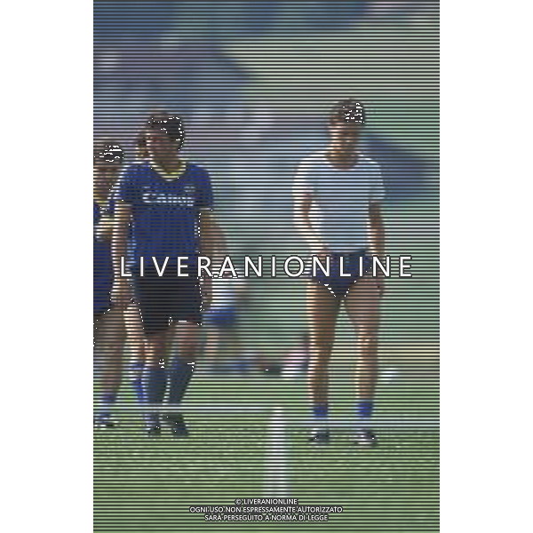 DIAP-RETROSPETTIVA DOMENICO PENZO CALCIATORE NELLA FOTO DOMENICO PENZO CON LA MAGLIA DEL VERONA CALCIO AG ALDO LIVERANI SAS