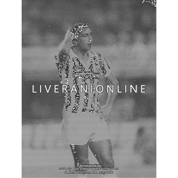 ST-RETROSPETTIVA DOMENICO PENZO CALCIATORE NELLA FOTO DOMENICO PENZO CON LA MAGLIA DELLA JUVENTUS CALCIO AG ALDO LIVERANI SAS