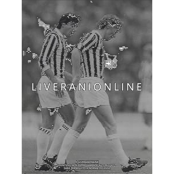 ST-RETROSPETTIVA DOMENICO PENZO CALCIATORE NELLA FOTO DOMENICO PENZO CON LA MAGLIA DELLA JUVENTUS CALCIO CON ZBIGNEW BONIEK AG ALDO LIVERANI SAS