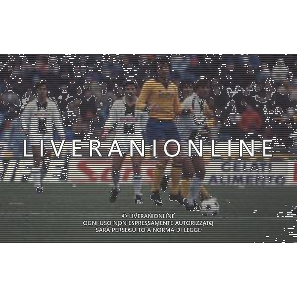 DIAP-RETROSPETTIVA DOMENICO PENZO CALCIATORE NELLA FOTO DOMENICO PENZO CON LA MAGLIA DELLA JUVENTUS CALCIO AG ALDO LIVERANI SAS