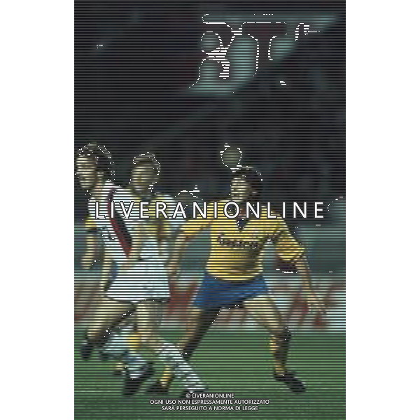 DIAP-RETROSPETTIVA DOMENICO PENZO CALCIATORE NELLA FOTO DOMENICO PENZO CON LA MAGLIA DELLA JUVENTUS CALCIO AG ALDO LIVERANI SAS
