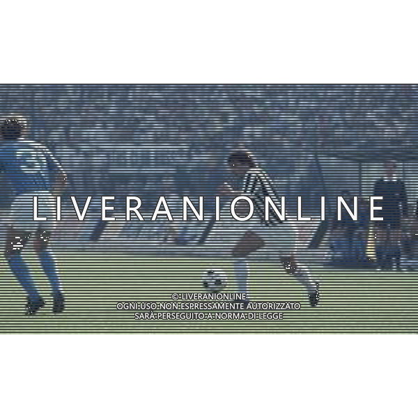 DIAP-RETROSPETTIVA DOMENICO PENZO CALCIATORE NELLA FOTO DOMENICO PENZO CON LA MAGLIA DELLA JUVENTUS CALCIO AG ALDO LIVERANI SAS