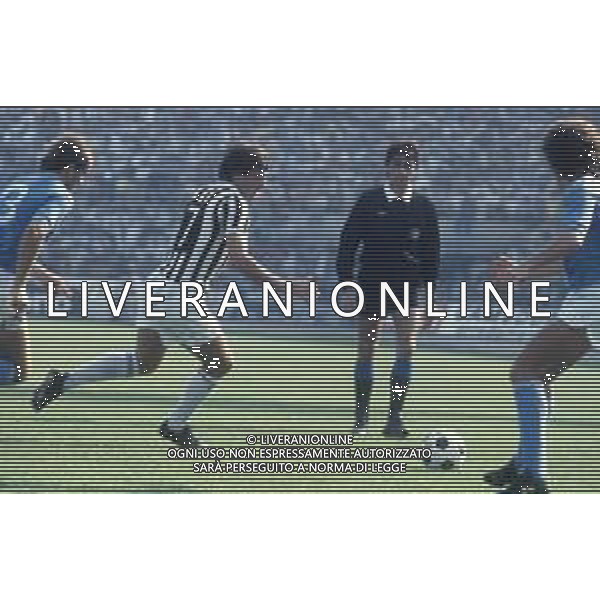 DIAP-RETROSPETTIVA DOMENICO PENZO CALCIATORE NELLA FOTO DOMENICO PENZO CON LA MAGLIA DELLA JUVENTUS CALCIO AG ALDO LIVERANI SAS