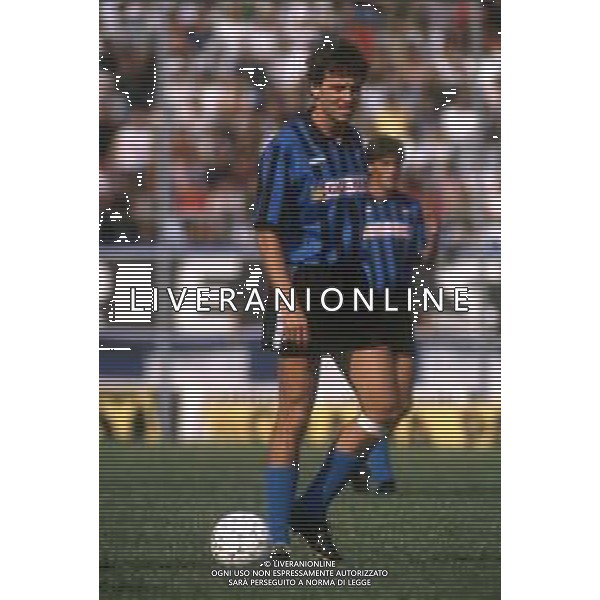 DIAP-RETROSPETTIVA LAMBERTO PIOVANELLI CALCIATORE NELLA FOTO LAMBERTO PIOVANELLI CON LA MAGLIA DEL PISA CALCIO NELL\'ANNO 1991 AG ALDO LIVERANI SAS