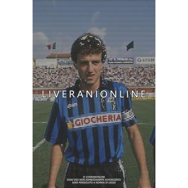 DIAP-RETROSPETTIVA LAMBERTO PIOVANELLI CALCIATORE NELLA FOTO LAMBERTO PIOVANELLI CON LA MAGLIA DEL PISA CALCIO NELL\'ANNO 1991 AG ALDO LIVERANI SAS