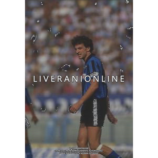 DIAP-RETROSPETTIVA LAMBERTO PIOVANELLI CALCIATORE NELLA FOTO LAMBERTO PIOVANELLI CON LA MAGLIA DEL PISA CALCIO NELL\'ANNO 1991 AG ALDO LIVERANI SAS