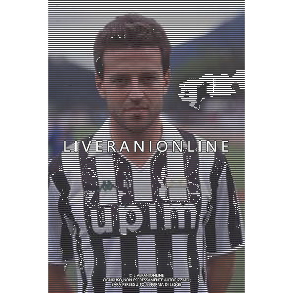 DIAP-RETROSPETTIVA LAMBERTO PIOVANELLI CALCIATORE NELLA FOTO LAMBERTO PIOVANELLI CON LA MAGLIA DELLA JUVENTUS CALCIO AG ALDO LIVERANI SAS  