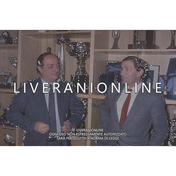 DIAP-RETROSPETTIVA TARCISIO BURGNICH ALLENATORE E CALCIATORE NELLA FOTO TARCISIO BURGNICH ALLENATORE COMO CALCIO NELL\'ANNO 1987-88 CON IL PRESIDENTE BENITO GATTEI AG ALDO LIVERANI SAS 