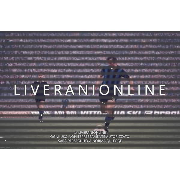 DIAP-RETROSPETTIVA TARCISIO BURGNICH ALLENATORE E CALCIATORE NELLA FOTO TARCISIO BURGNICH CON LA MAGLIA DELL\'INTER CALCIO AG ALDO LIVERANI SAS 