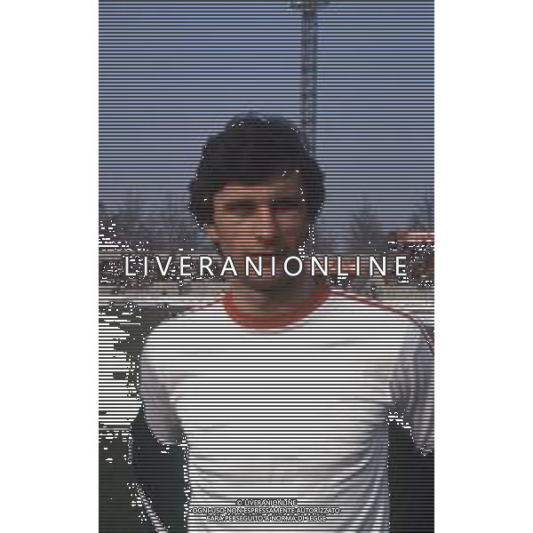 DIAP-RETROSPETTIVA WLADYSLAW ZMUDA CALCIATORE NELLA FOTO WLADYSLAW ZMUDA CON LA MAGLIA DELLA NAZIONALE DELLA POLONIA ANNO 1982 FOTO ENRICO LIVERANI-AG ALDO LIVERANI SAS