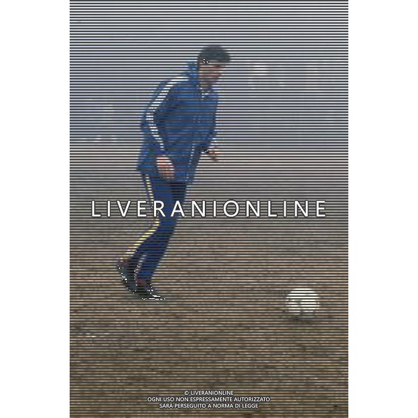 DIAP-RETROSPETTIVA WLADYSLAW ZMUDA CALCIATORE NELLA FOTO WLADYSLAW ZMUDA CON LA MAGLIA DELVERONA CALCIO FOTO MASSIMI BIANCHI-AG ALDO LIVERANI SAS