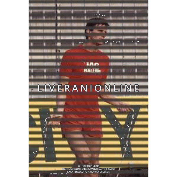 DIAP-RETROSPETTIVA WLADYSLAW ZMUDA CALCIATORE NELLA FOTO WLADYSLAW ZMUDA CON LA MAGLIA DELLA CREMONESE CALCIO ANNO 1986-87 AG ALDO LIVERANI SAS 