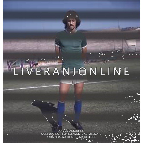 DIAP-RETROSPETTIVA GIORGIO BRAGLIA CALCIATORE NELLA FOTO GIORGIO BRAGLIA CON LA MAGLIA DELL\'AVELLINO CALCIO AG ALDO LIVERANI SAS