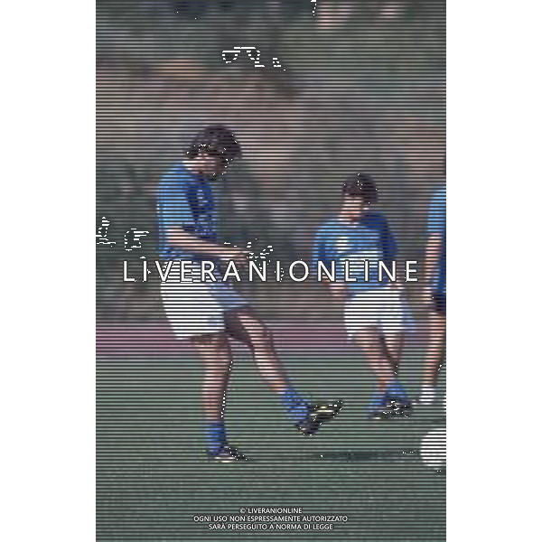 DIAP-RETROSPETTIVA LUCA LUZARDI CALCIATORE NELLA FOTO LUCA LUZARDI CON LA MAGLIA D\'ALLENAMENTO NAPOLI CALCIO AG ALDO LIVERANI SAS