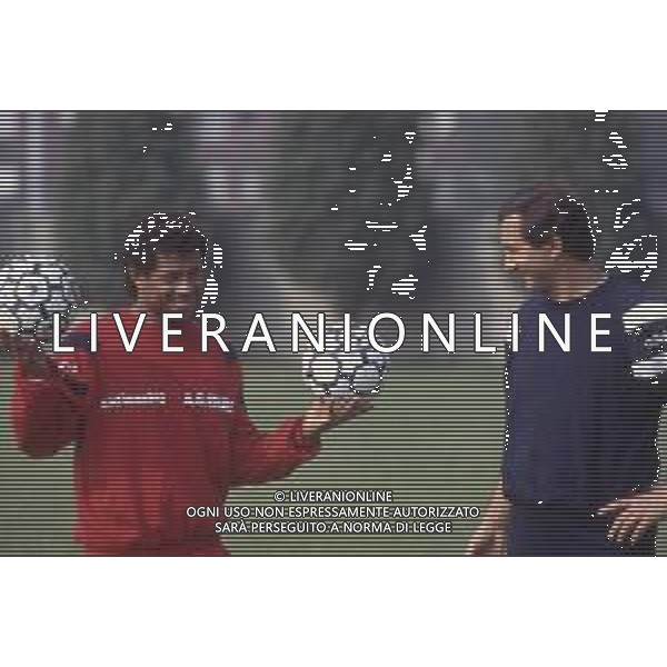 DIAP-RETROSPETTIVA JOAO PAULO CALCIATORE NELLA FOTO JOAO PAULO CON LA MAGLIA DEL BARI CALCIO AG ALDO LIVERANI SAS
