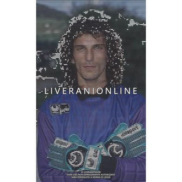 DIAP-RETROSPETTIVA FRANCESCO MANCINI CALCIATORE NELLA FOTO FRANCESCO MANCINI CON LA MAGLIA DEL FOGGIA 1992-93 AG ALDO LIVERANI SAS