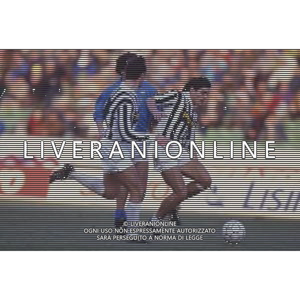 DIAP-RETROSPETTIVA RODOLFO VANOLI CALCIATORE NELLA FOTO RODOLFO VANOLI CON LA MAGLIA DELL\'UDINESE CALCIO ANNO 1991-92 AG ALDO LIVERANI SAS