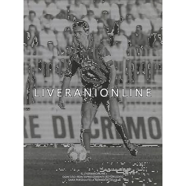 ST-RETROSPETTIVA CLAUDIO BENCINA ATTORE NELLA FOTO CLAUDIO BENCINA CON LA MAGLIA DELLA CREMONESE CALCIO AG ALDO LIVERANI SAS 