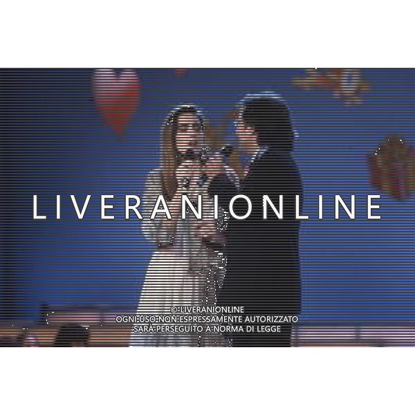 DIAP-RETROSPETTIVA ROMINA POWER CANTANTE NELLA FOTO ROMINA POWER NELL\'ANNO 1991 NELLA TRASMISSIONE TELEVISIVA “ FESTA DELLA DONNA“ AG ALDO LIVERANI SAS