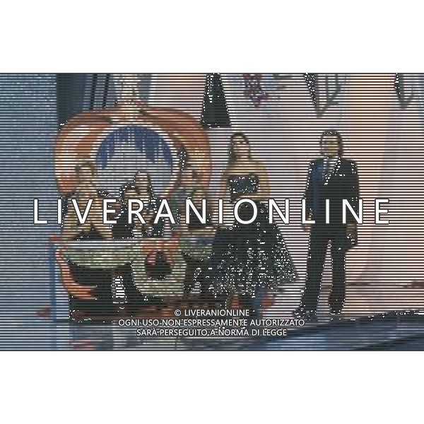 DIAP-RETROSPETTIVA ALBANO CARRISI E ROMINA POWER CANTANTI NELLA FOTO ROMINA POWER E ALBANO CARRISI NELLA TRASMISSIONE TELEVISIVA “BUON NATALE“ NELL\'ANNO 1991 AG ALDO LIVERANI SAS