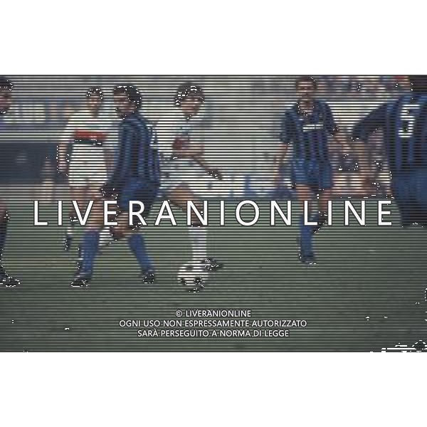 DIAP-RETROSPETTIVA PASQUALE IACHINI CALCIATORE NELLA FOTO PASQUALE IACHINI CON LA MAGLIA DEL GENOA CALCIO AG ALDO LIVERANI SAS