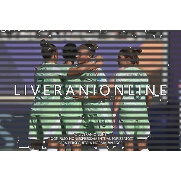 TVRG Belgio vs Italia nella foto giocatrici Italia esultanza dopo il gol dell\'1 a 0 Sion (SVI) 03-07-2025 Stadio de Tourbillon Belgio vs Italia Campionati Europei femminili UEFA Euro 2025 Gruppo B - 1a giornata foto Roberto Garavaglia/Agenzia Aldo Liverani sas