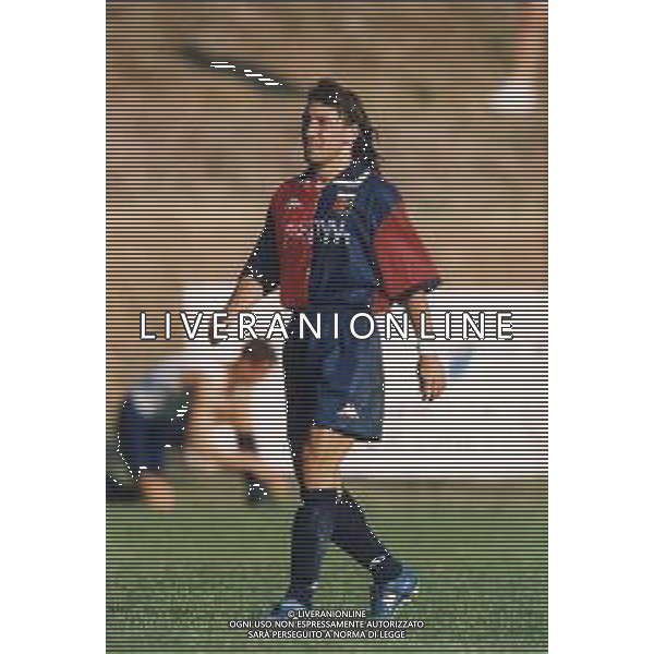 DIAP-RETROSPETTIVA RAFFAELE AMETRANO CALCIATORE NELLA FOTO RAFFAELE AMETRANO CON LA MAGLIA DEL GENOA CALCIO AG ALDO LIVERANI SAS