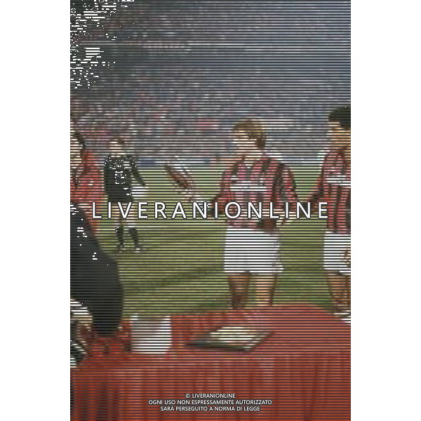 DIAP-RETROSPETTIVA STEFANO CAROBBI CALCIATORE NELLA FOTO STEFANO CAROBBI CON LA MAGLIA DEL MILAN NELL\'ANNO 1989-90 AG ALDO LIVERANI SAS