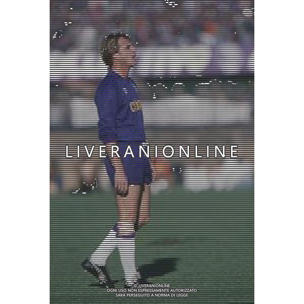 DIAP-RETROSPETTIVA STEFANO CAROBBI CALCIATORE NELLA FOTO STEFANO CAROBBI CON LA MAGLIA DEL FIORENTINA CALCIO NELL\'ANNO 1988-89 AG ALDO LIVERANI SAS