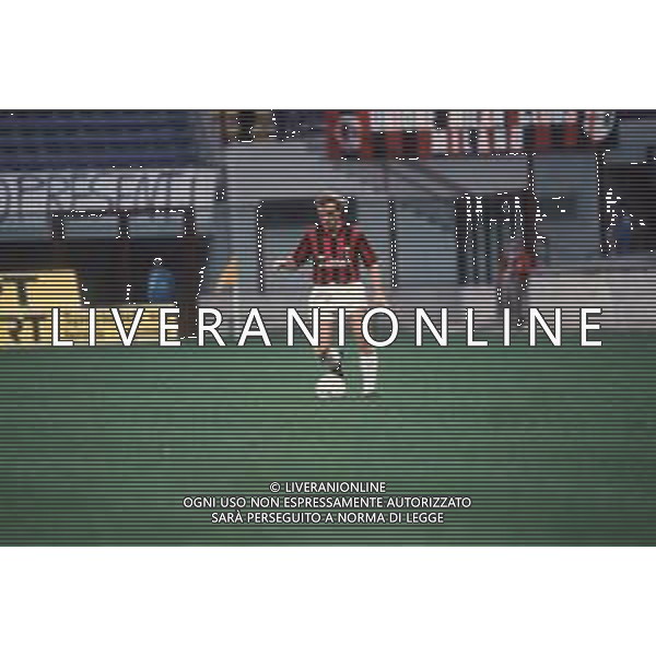 DIAP-RETROSPETTIVA STEFANO CAROBBI CALCIATORE NELLA FOTO STEFANO CAROBBI CON LA MAGLIA DEL MILAN NELL\'ANNO 1990-1991 AG ALDO LIVERANI SAS