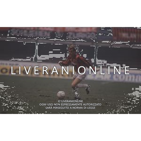 DIAP-RETROSPETTIVA STEFANO CAROBBI CALCIATORE NELLA FOTO STEFANO CAROBBI CON LA MAGLIA DEL MILAN NELL\'ANNO 1990-1991 AG ALDO LIVERANI SAS