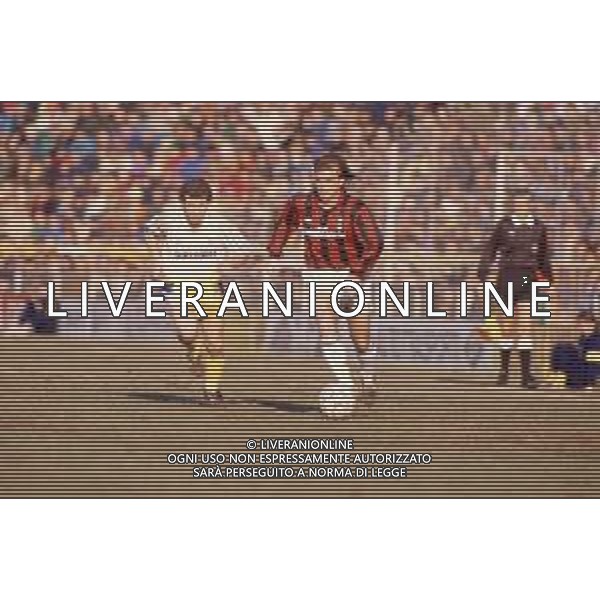 DIAP-RETROSPETTIVA STEFANO CAROBBI CALCIATORE NELLA FOTO STEFANO CAROBBI CON LA MAGLIA DEL MILAN NELL\'ANNO 1990-1991 AG ALDO LIVERANI SAS