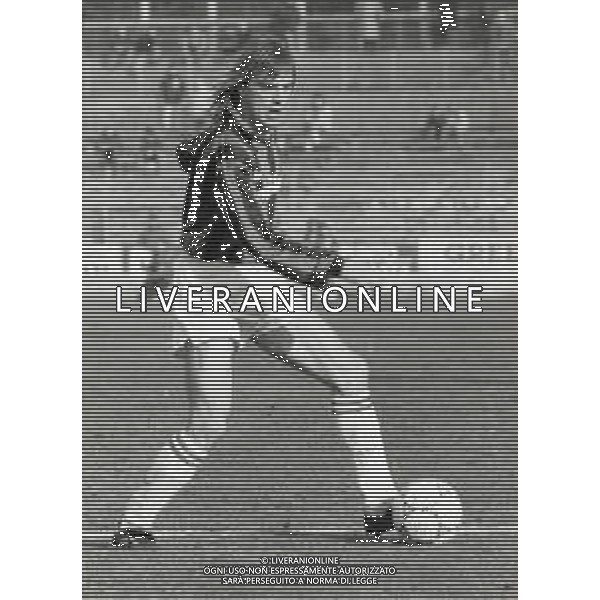 ST-RETROSPETTIVA STEFANO CAROBBI CALCIATORE NELLA FOTO STEFANO CAROBBI CON LA MAGLIA DEL MILAN AG ALDO LIVERANI SAS