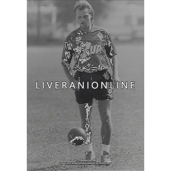 ST-RETROSPETTIVA STEFANO CAROBBI CALCIATORE NELLA FOTO STEFANO CAROBBI CON LA MAGLIA DELLA FIORENTINA CALCIO AG ALDO LIVERANI SAS