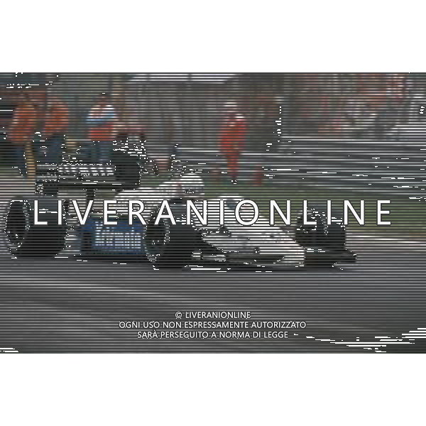DIAP-RETROSPETTIVA MARTIN BRUNDLE PILOTA F1 NELLA FOTO MARTIN BRUNDLE NELL\'ANNO 1986 GP BRASILE FOTO MASSIMO BIANCHI-AG ALDO LIVERANI SAS