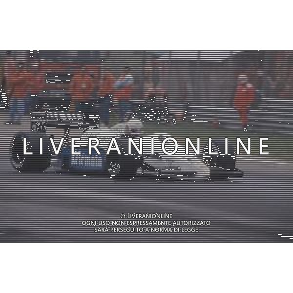 DIAP-RETROSPETTIVA MARTIN BRUNDLE PILOTA F1 NELLA FOTO MARTIN BRUNDLE NELL\'ANNO 1986 GP BRASILE FOTO MASSIMO BIANCHI-AG ALDO LIVERANI SAS