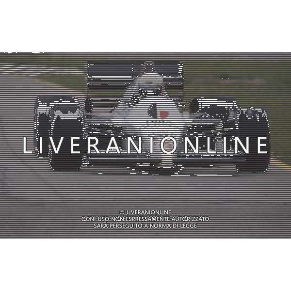 DIAP-RETROSPETTIVA MARTIN BRUNDLE PILOTA F1 NELLA FOTO MARTIN BRUNDLE NELL\'ANNO 1986 GP BRASILE FOTO MASSIMO BIANCHI-AG ALDO LIVERANI SAS