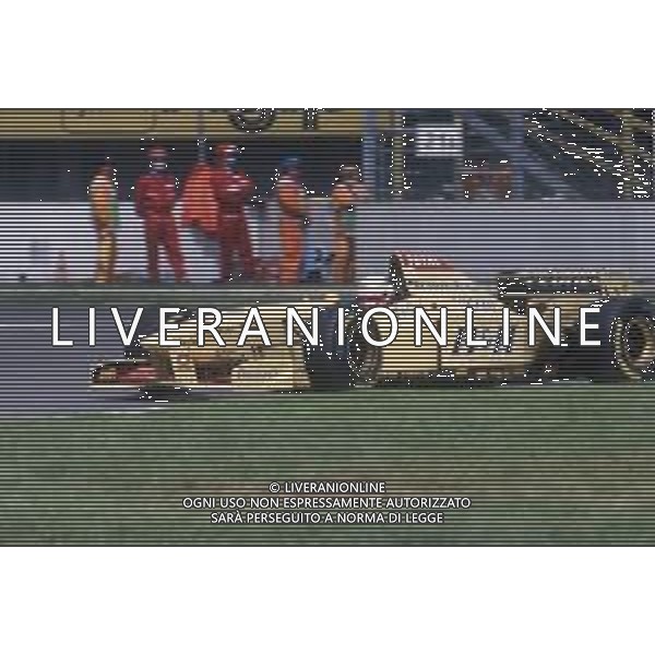 DIAP-RETROSPETTIVA MARTIN BRUNDLE PILOTA F1 NELLA FOTO MARTIN BRUNDLE NELL\'ANNO 1996 AG CONTROLUCE-AG ALDO LIVERANI SAS
